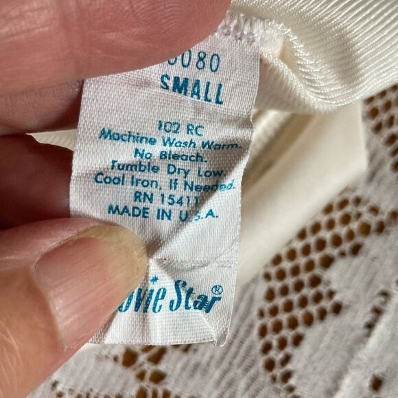 Vintage Movie Star Ivory Lace Maxi Half Slip Size Small USA 🇺🇸 Made - Picture 9 of 13